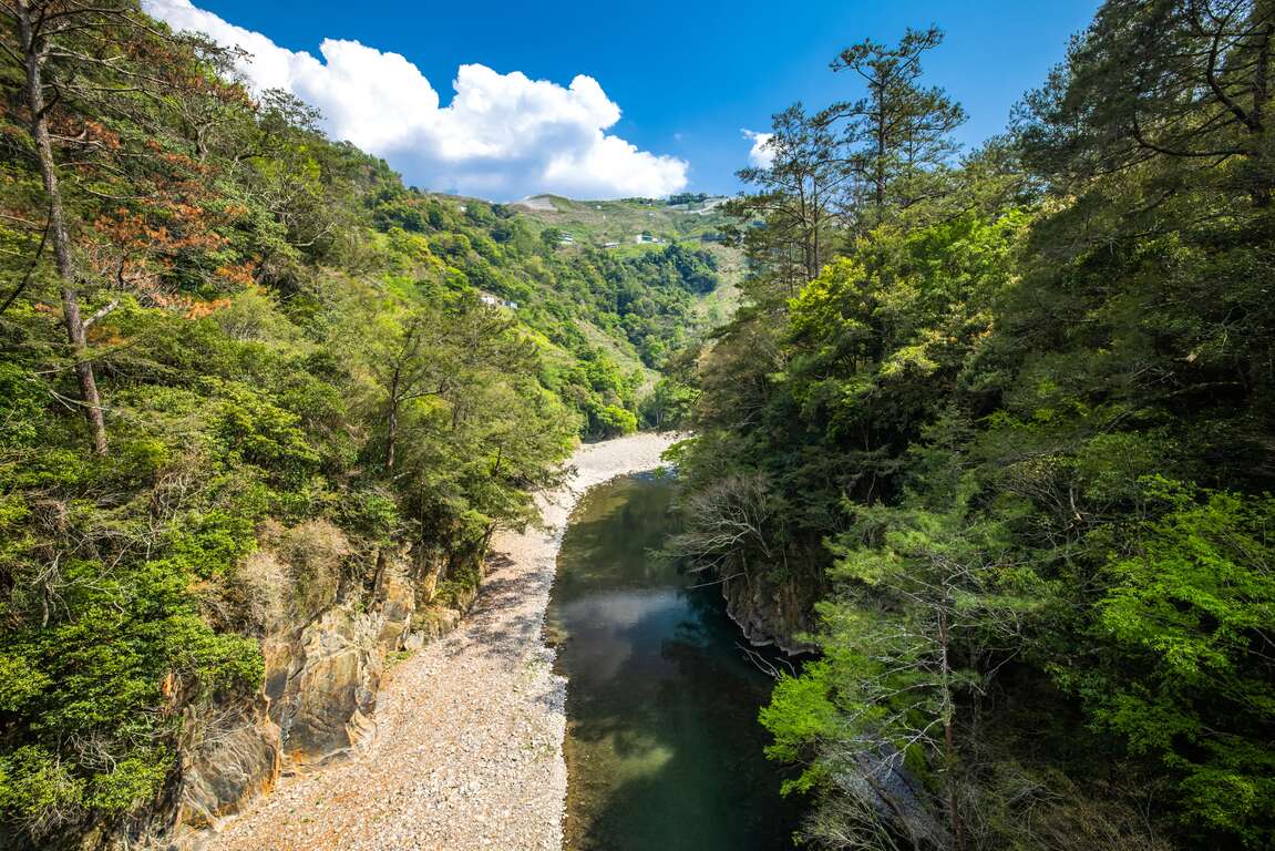 搜鹿步道河水