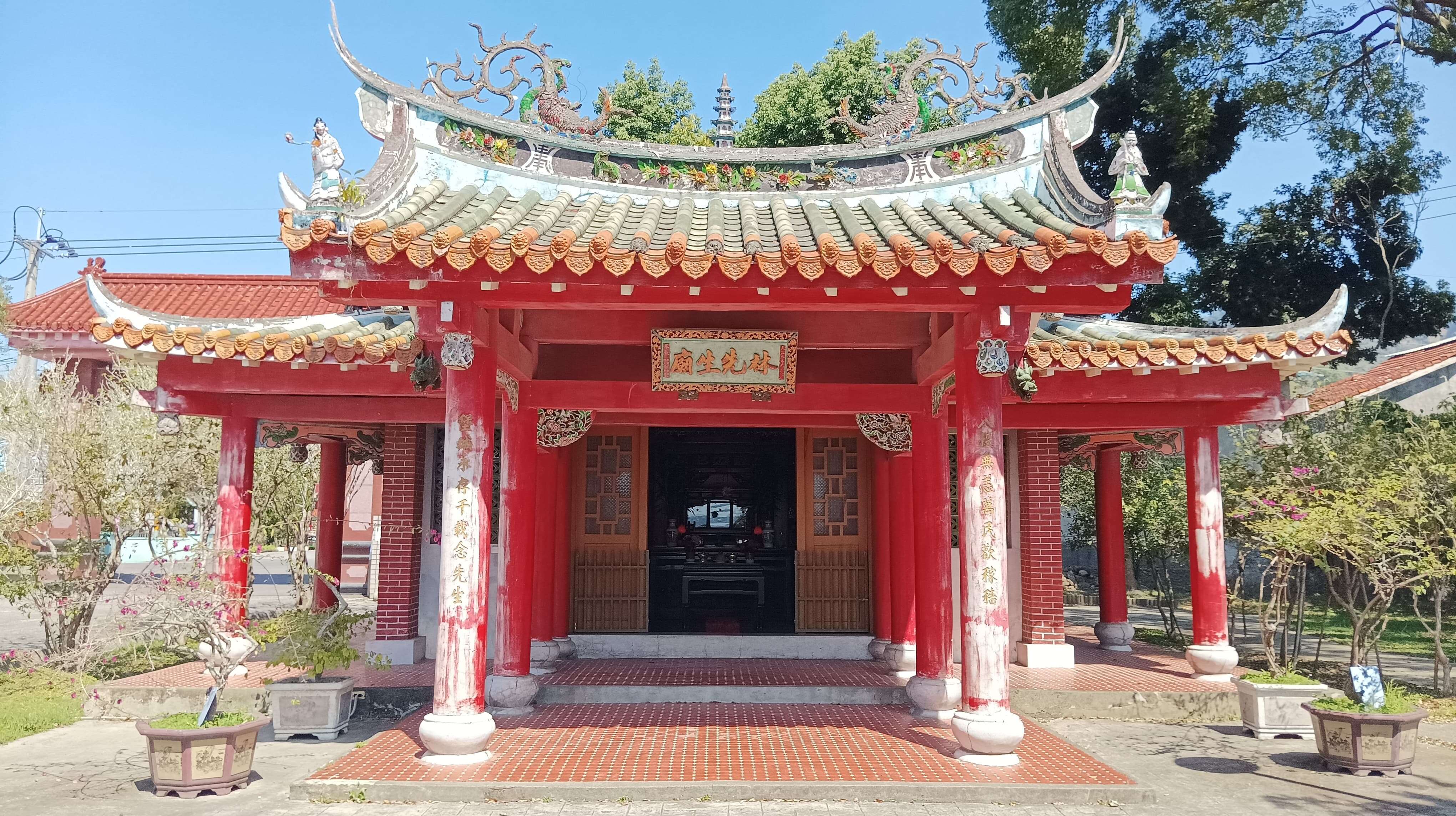 林先生廟正面