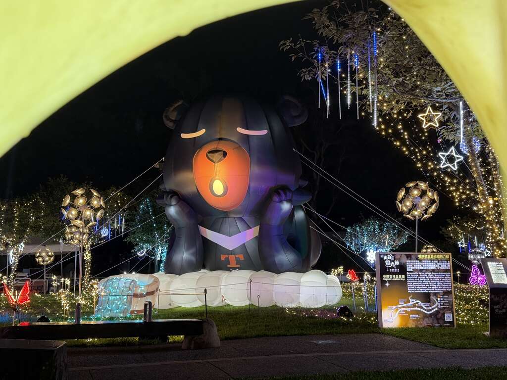 5.谷關山谷燈光節營造療癒夜色，讓溫泉小旅行更有層次