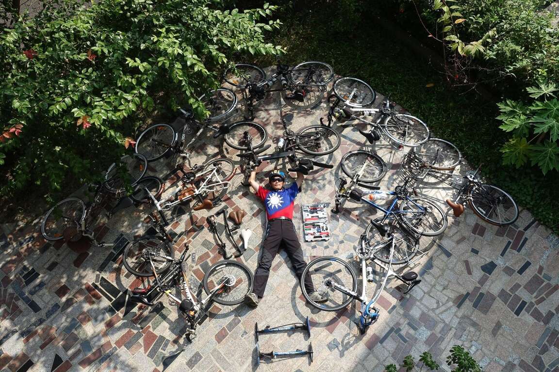 台灣觀光之友腳踏車(陳永進教授提供)