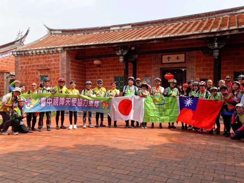 台灣觀光之友大合照(陳永進教授提供)