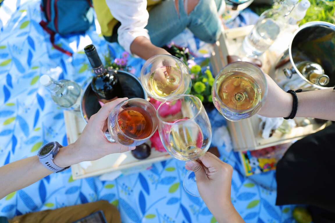 葡萄酒餐桌