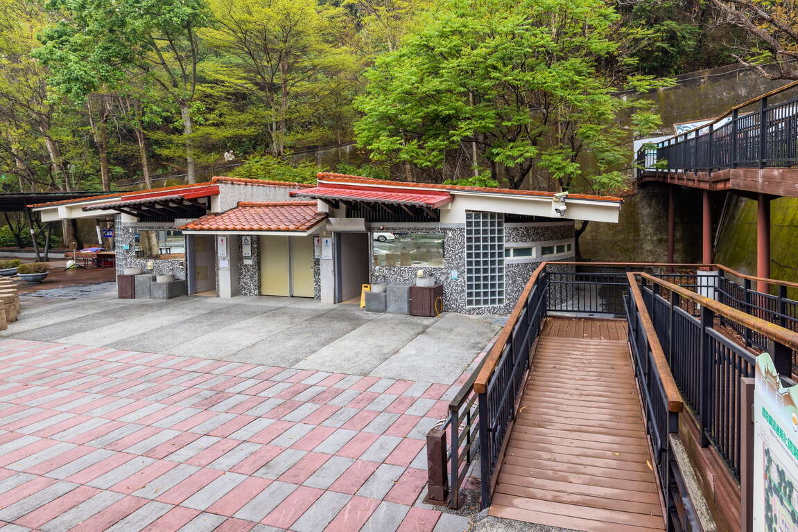 豊柏広場廣場