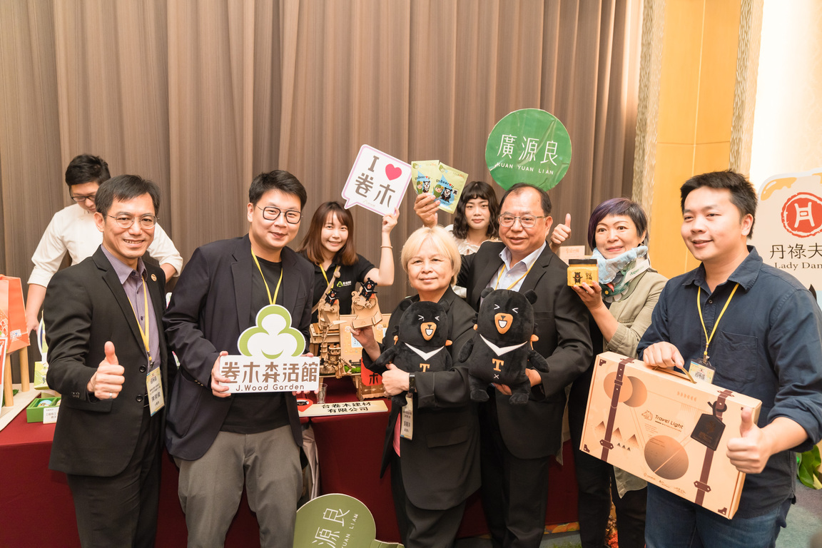 喔熊專櫃周年慶喔熊