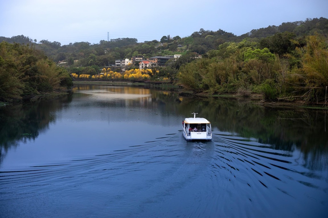 湖畔品茗旅遊品牌遊船活動