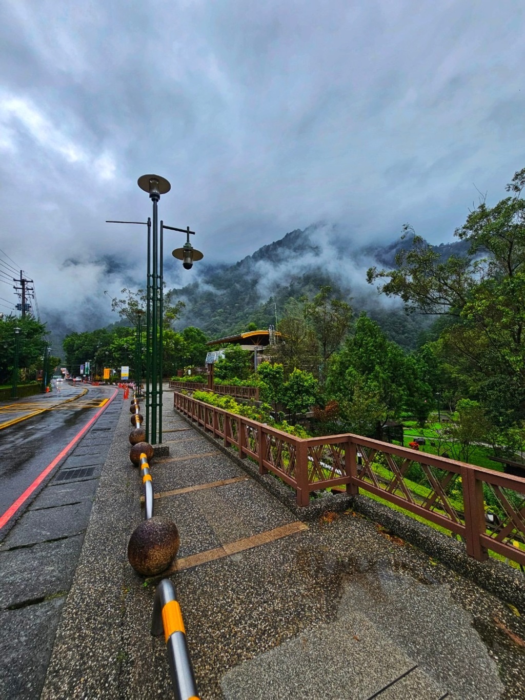 谷關街道景觀