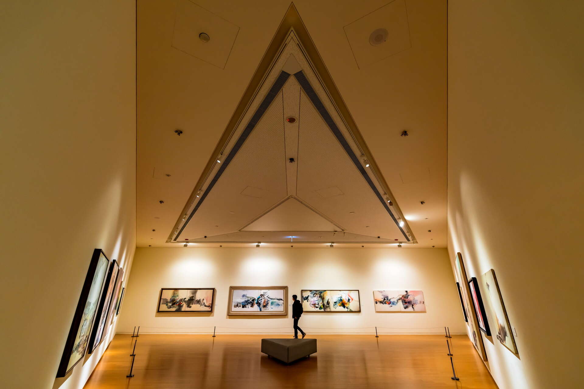 亞洲大學附屬現代美術館館內