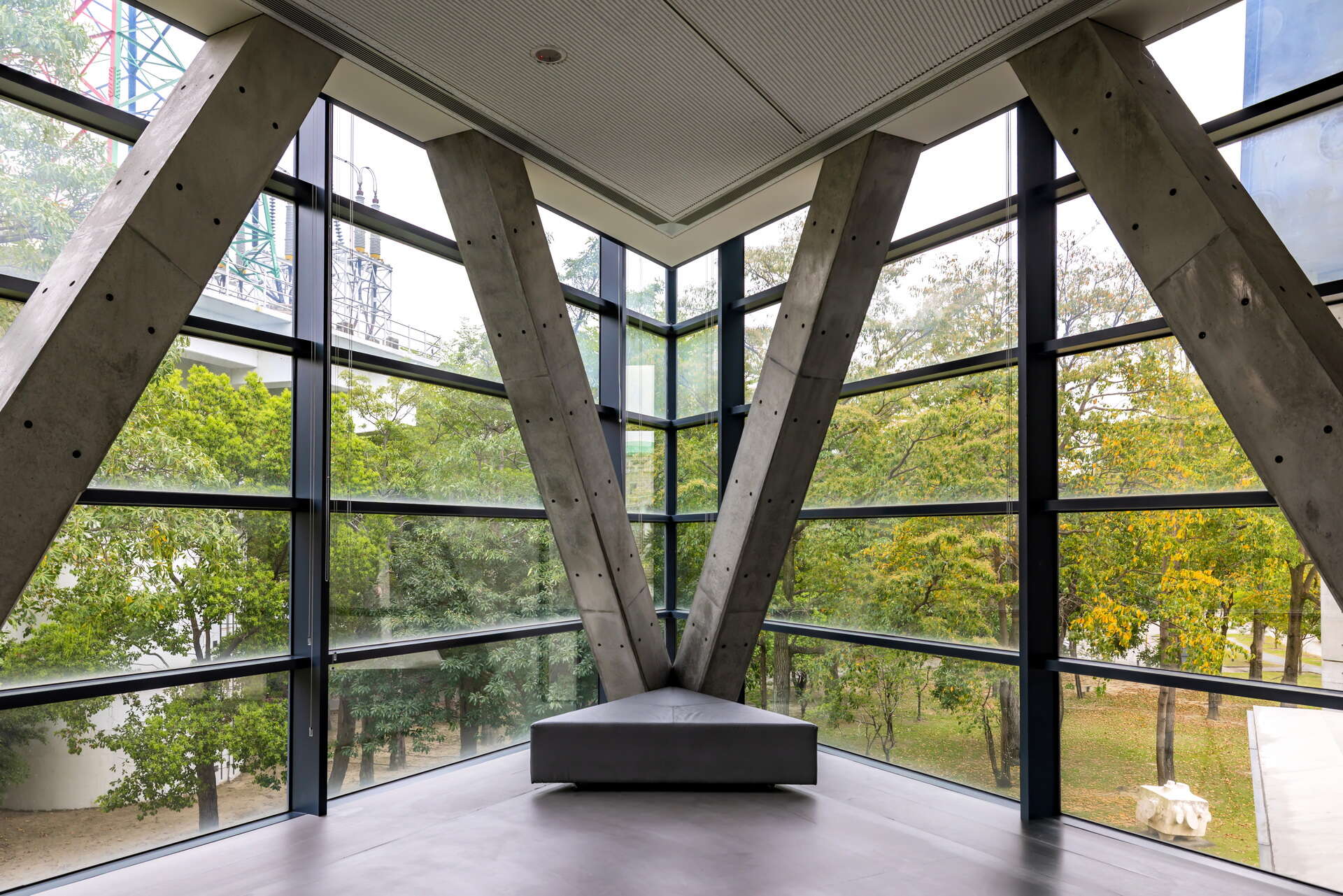 亞洲大學附屬現代美術館V型