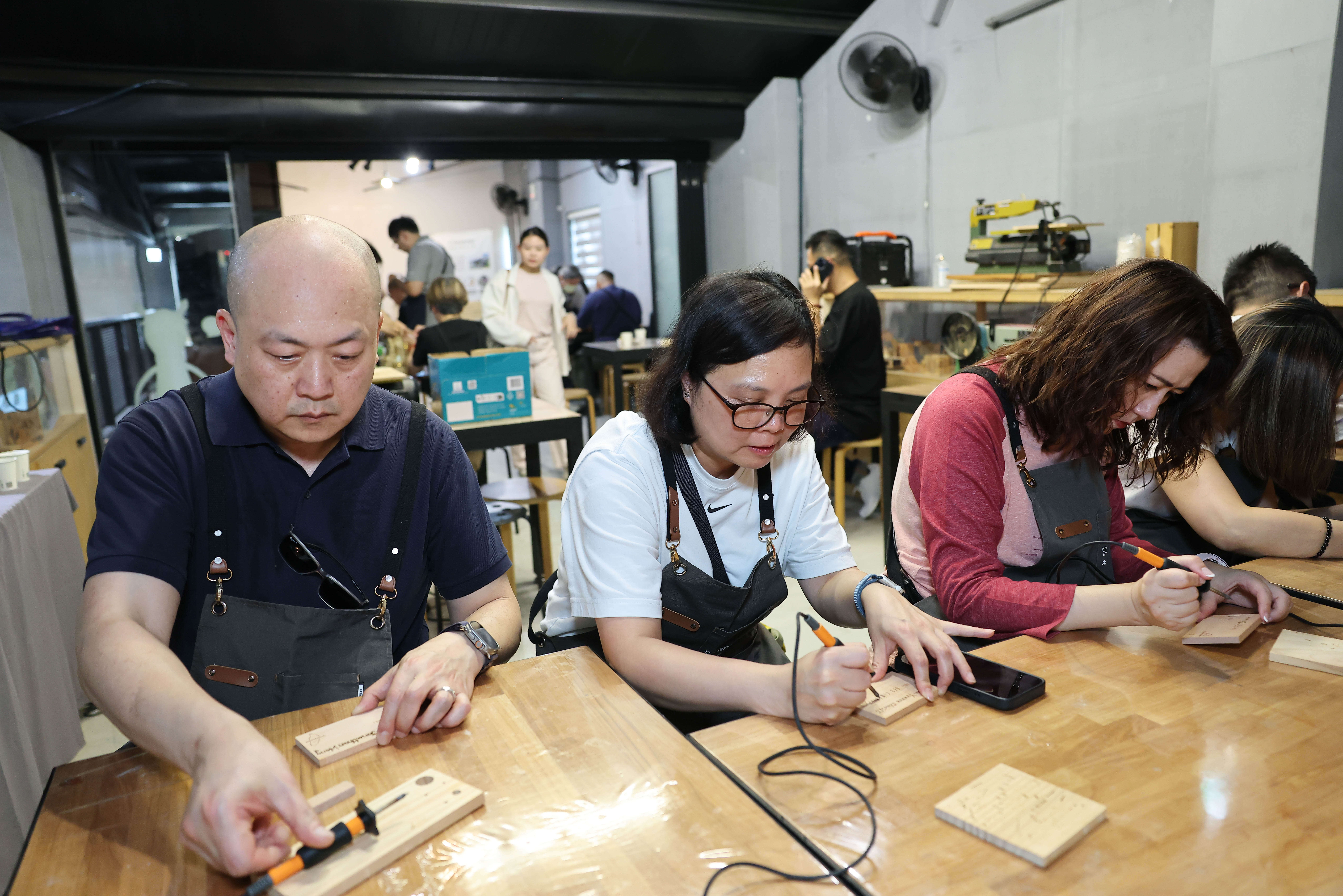 香港踩線團體驗臺中木匠兄妹木工DIY