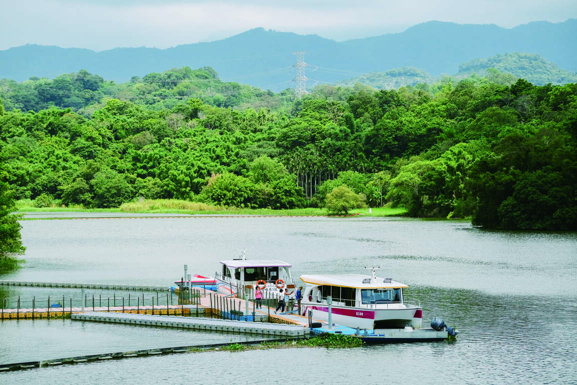 峨眉湖