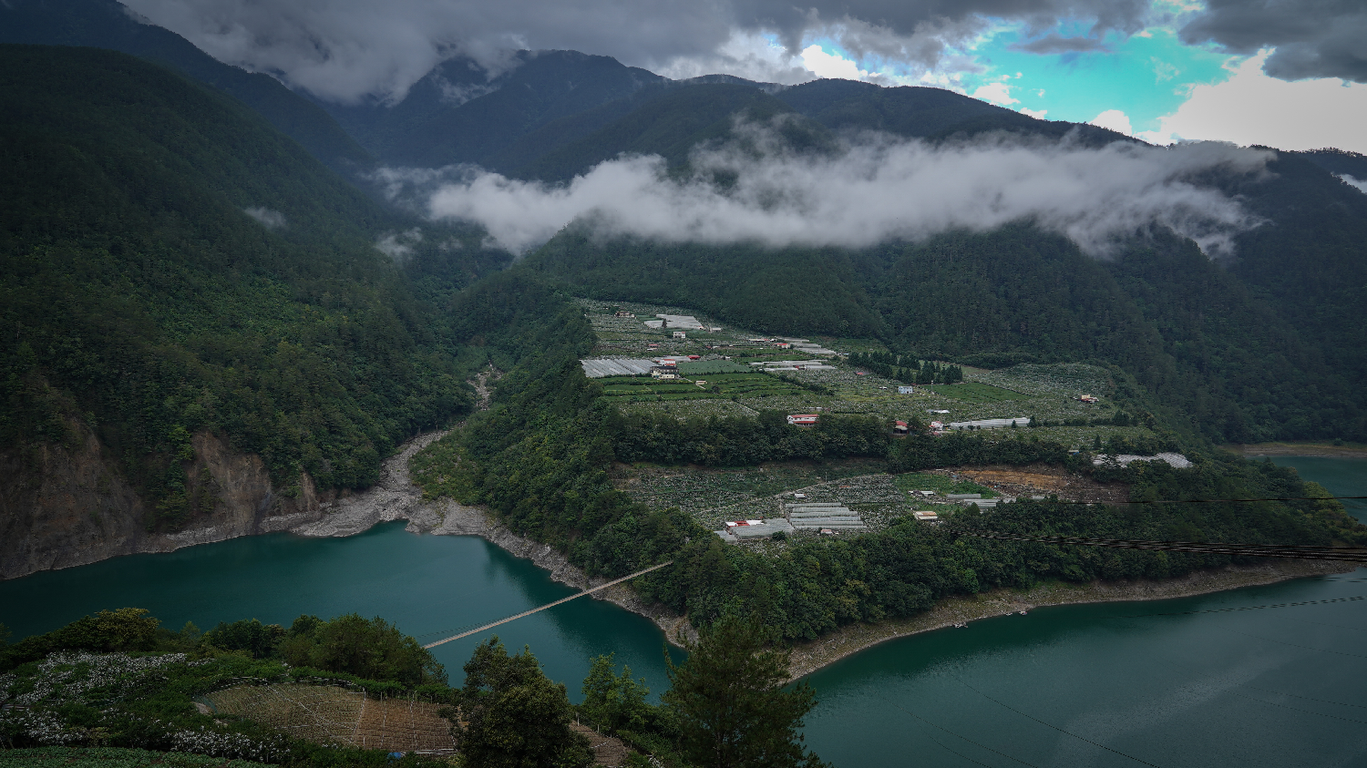 新佳陽部落夜晚